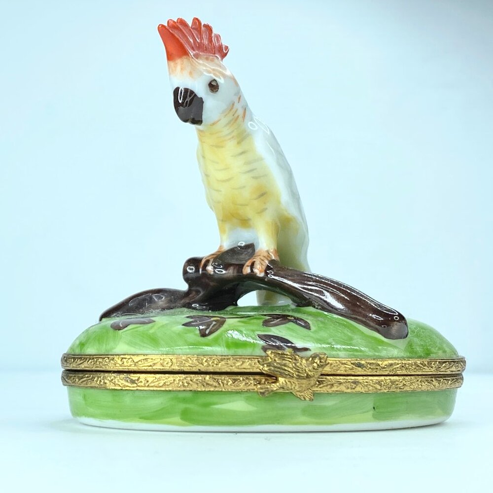 Artoria Cockatoo: Yellow Crest Limoges Box A74